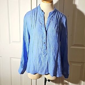 Zac‎ & Rachel blouse size large periwinkle blue. Tab sleeves.